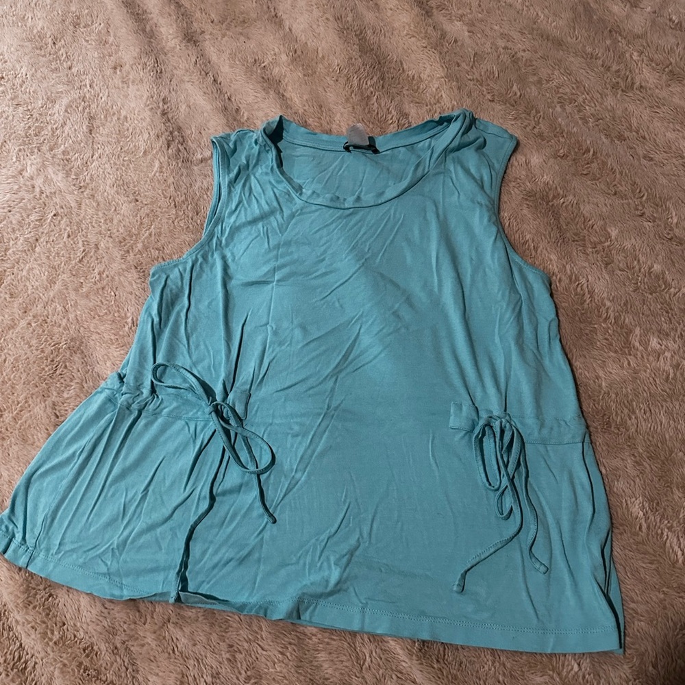 Sleeveless Teal Top